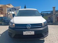 Usata VW Caddy Trendline 102 CV (75 kW) 2016 Bianco Monovolume
