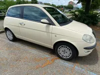 Usata Lancia Ypsilon 60 CV (44 kW) 2003 Beige Utilitaria