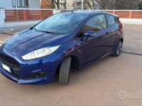 Usata Ford Fiesta ST-Line 75 CV (55 kW) 2017 Blu Berlina