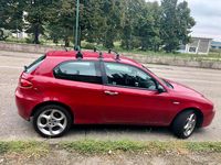 Usata Alfa Romeo 147 Progression 120 CV (88 kW) 2007 Rosso Utilitaria
