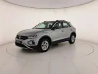 Usata VW T-Roc Life 116 CV (85 kW) 2025 Pyrit silver metallizzato nero SUV