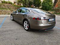 usata Tesla Model S P85D Supercharger GRATIS a vita