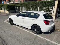 Usata BMW 118 Sport Line 143 CV (105 kW) 2015 Bianco Utilitaria