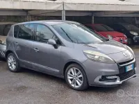 Usata Renault Scénic III XMOD 110 CV (80 kW) 2012 Grigio Monovolume