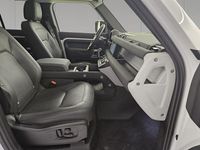 Usata Land Rover Defender SE 200 CV (147 kW) 2023 Fuji white SUV