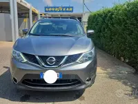 Usata Nissan Qashqai N-Connecta 115 CV (84 kW) 2017 Grigio SUV