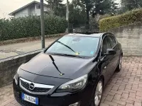 Usata Opel Astra Cosmo 160 CV (117 kW) 2010 Berlina