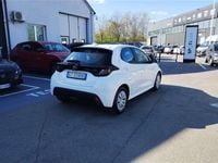Usata Toyota Yaris Hybrid Active 92 CV (67 kW) 2025 Bianco Berlina