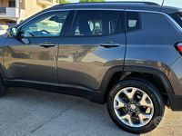 Usata Jeep Compass Limited 140 CV (102 kW) 2019 Grigio SUV