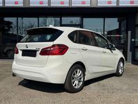 Usata BMW 218 Active Tourer Advantage 136 CV (100 kW) 2016 Bianco Monovolume