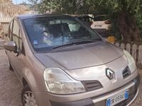 Usata Renault Modus 75 CV (55 kW) 2008 Grigio Monovolume