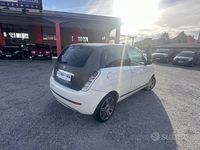 Usata Lancia Ypsilon 95 CV (69 kW) 2009 Beige Utilitaria