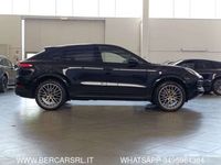 Usata Porsche Cayenne Platinum Edition 462 CV (339 kW) 2022 Nero SUV