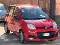 Usata Fiat Panda Lounge 69 CV (50 kW) 2018 Rosso Utilitaria