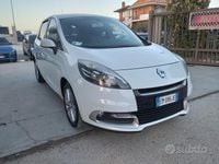 Usata Renault Scénic III Luxe 110 CV (80 kW) 2012 Bianco Monovolume
