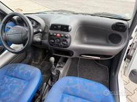 Usata Fiat 600 54 CV (39 kW) 2001 Bianco