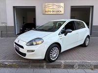 Usata Fiat Punto Young 77 CV (56 kW) 2016 Bianco Utilitaria