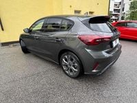 Usata Ford Focus ST 125 CV (91 kW) 2023 Grigio scuro Berlina