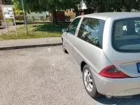Usata Lancia Ypsilon 80 CV (58 kW) 2003 Grigio Utilitaria