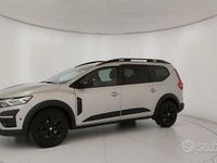 Usata Dacia Jogger 101 CV (74 kW) 2023 Grigio Monovolume