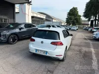 Usata VW Golf VII Sport 115 CV (84 kW) 2019 Bianco Berlina