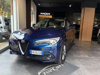 Usata Alfa Romeo Stelvio Executive 210 CV (154 kW) 2018 Blu SUV