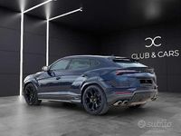 Usata Lamborghini Urus 666 CV (489 kW) 2024 Blu okeanos ad personam SUV