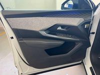 Usata Peugeot e-3008 GT 154 kW (210 CV) 2024 Bianco SUV