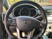 Usata Kia Rio 90 CV (66 kW) 2015 Nero Utilitaria