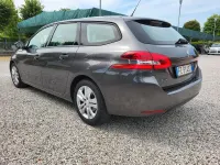 Usata Peugeot 308 Business-Line 131 CV (96 kW) 2019 Grigio Station wagon