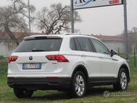 Usata VW Tiguan Life 150 CV (110 kW) 2022 Bianco SUV