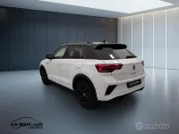 Usata VW T-Roc R-line 150 CV (110 kW) 2024 Bianco SUV