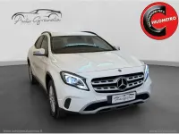 Usata Mercedes GLA200 136 CV (100 kW) 2019 Bianco SUV