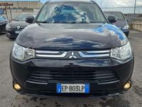Usata Mitsubishi Outlander Intense 150 CV (110 kW) 2013 Nero SUV