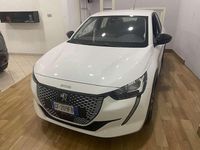 Usata Peugeot 208 Active 56 kW (77 CV) 2021 Bianco Utilitaria