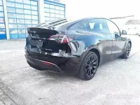 Usata Tesla Model Y Performance 377 kW (513 CV) 2022 Nero SUV