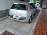 Usata Fiat Grande Punto 90 CV (66 kW) 2011 Grigio Utilitaria