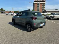 Usata Dacia Spring Expression 33 kW (45 CV) 2023 Verde Utilitaria