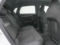 Begagnad Audi A3 Ambiente 150 HK (110 kW) 2024 Halvkombi