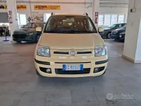 Usata Fiat Panda Dynamic 69 CV (50 kW) 2012 Giallo Utilitaria