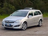 Usata Opel Astra Cosmo 125 CV (91 kW) 2008 Grigio Station wagon