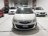 Usata Opel Corsa 65 CV (47 kW) 2013 Bianco Berlina
