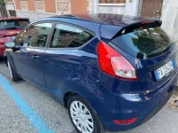 Usata Ford Fiesta 75 CV (55 kW) 2015 Blu/azzurro Utilitaria