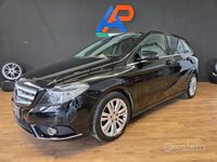 Usata Mercedes B180 Premium 109 CV (80 kW) 2013 Nero Monovolume