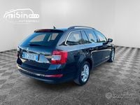 Usata Skoda Octavia Elegance 105 CV (77 kW) 2014 Nero Utilitaria