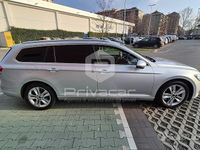 Usata VW Passat Business 150 CV (110 kW) 2019 Gray Station wagon