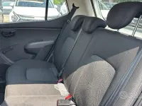 Usata Volvo V40 Kinetic 150 CV (110 kW) 2016 Nero Berlina