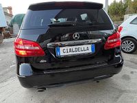 Usata Mercedes B180 Executive 109 CV (80 kW) 2012 Nero Utilitaria