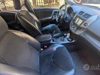 Usata Toyota RAV4 150 CV (110 kW) 2011 Bianco SUV