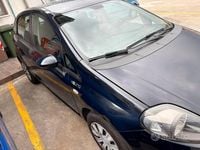 Usata Fiat Grande Punto 77 CV (56 kW) 2015 Nero Utilitaria